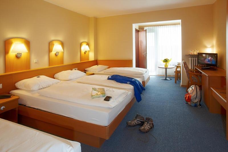 Hotel Perekop Бердорф Стая снимка